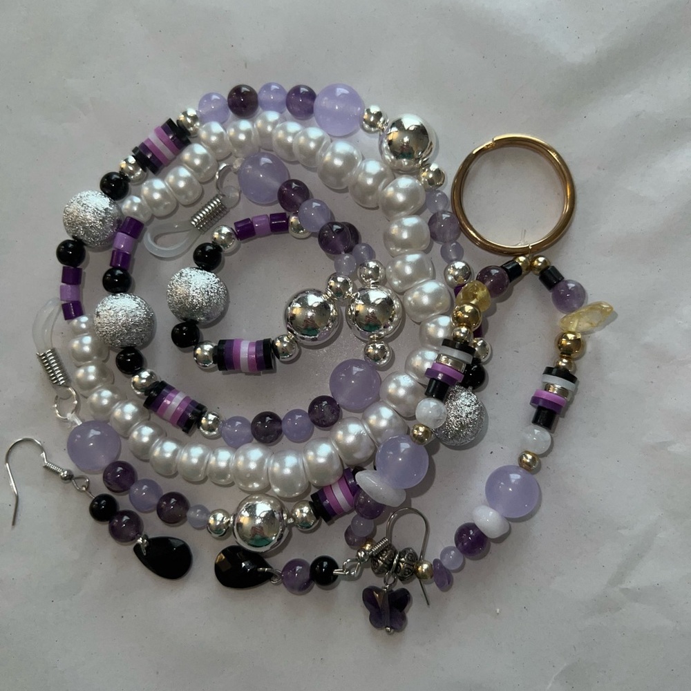 Pretty black purple and silver bundle!💜